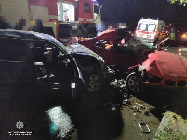 В Одесской области столкнулись два BMW, три человека погибли на месте