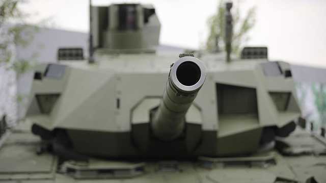 Российскую скандальную “Армату” оснастили ракетой — убийцей танков