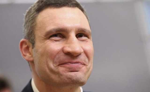 Гройсман переложил ответственность за отсутствие горячей воды в столице на Кличко