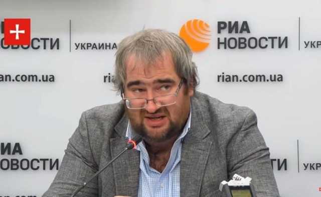 Корнейчук рассказал, как олигархи заводят себе «кнопкодавов»