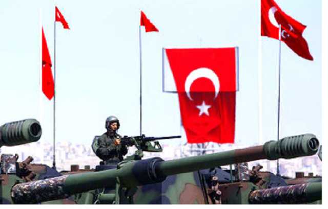Турция концентрирует военную технику на границе с Сирией