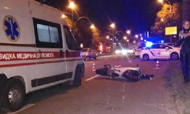 В Киеве разыскивают байкера, который насмерть сбил женщину и сбежал