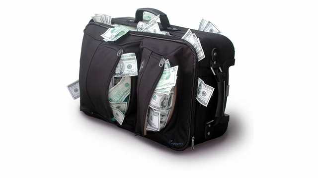 У львовского бизнесмена украли 3 млн гривен, подменив в поезде сумку с деньгами