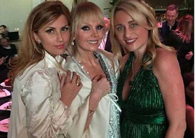 Светлану Сурксис с днем рождения поздравил весь российский бомонд