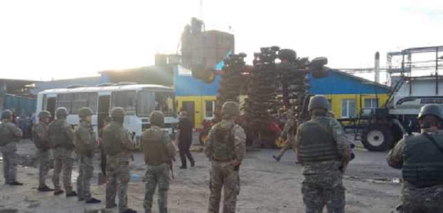 Спецназ задержал всех участников перестрелки во время захвата агрофирмы в Змиевском районе