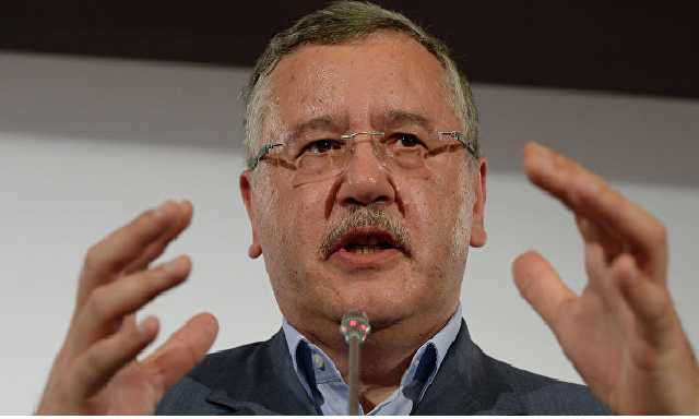 Гриценко советуют не трогать Юлию