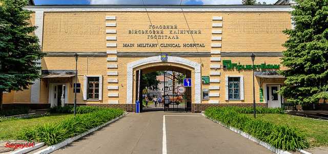 По Киеву пронеслась вереница ’’скорых’’: известная волонтер обратилась к украинцам