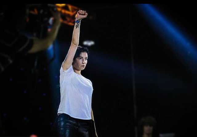 "Кого там бояться?" Известная в Украине певица посмеялась над Россией