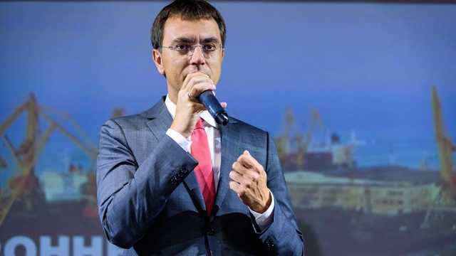 Омелян как никогда близок к отставке. Виной всему старые грехи