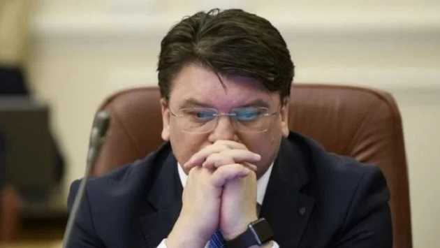 Министр спорта хочет взять на поруки Омеляна