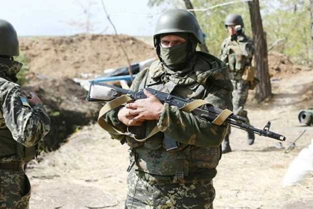 За сутки на Донбассе зафиксировано 37 обстрелов, ранен воин ВСУ