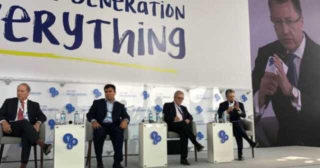 Волкер намекнул на новые поставки оружия Украине