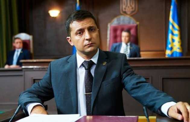 Серьезный конкурент: Зеленский готовится идти на выборы в образе "Слуги народа"