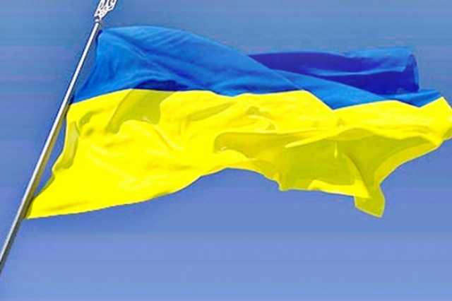 Прямо под носом террористов: установка флага Украины на Донбассе попала на видео