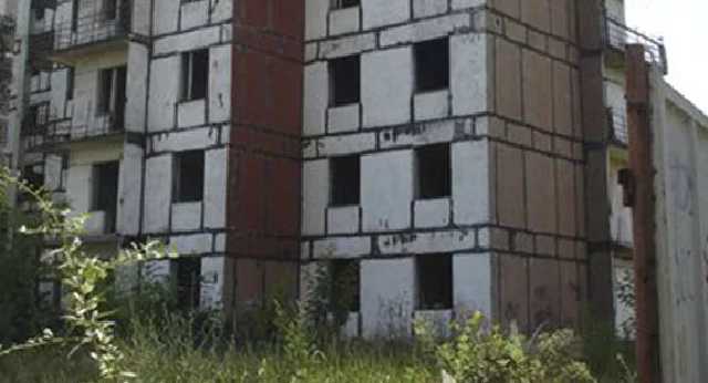 Самоубийство в Мариуполе: школьница выбросилась с недостроенной 14-этажки