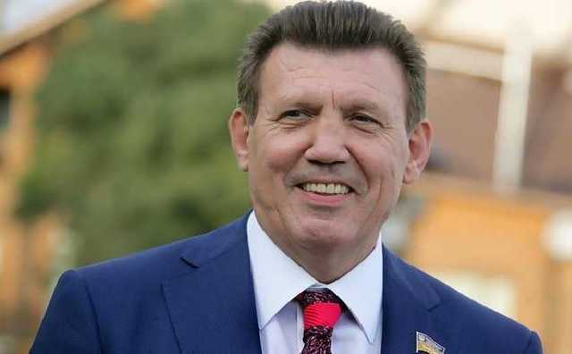 Не долго музыка играла. Кивалов внес в Раду новый проект закона об адвокатуре