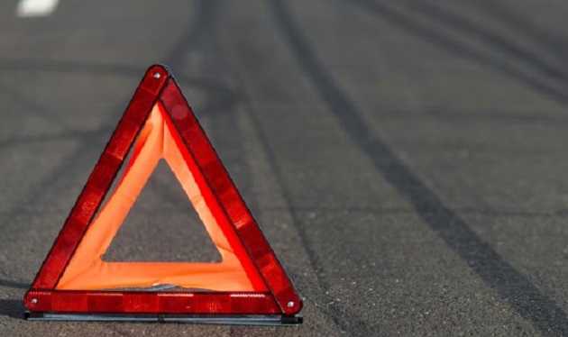 В Днепре пьяный мужчина катался на тракторе по дворам