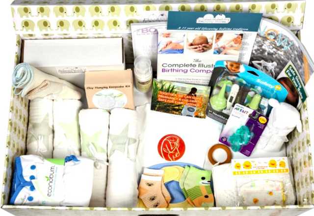 Украинка показала содержимое бэби-бокса: мнения мам кардинально разделились