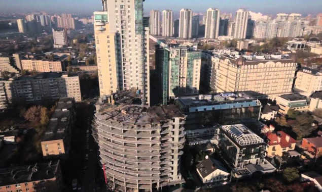 Киевляне требуют разобраться с «беспределом» застройщика ЖК “Busov Hill”