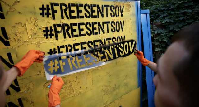 В России заявили о госпитализации Олега Сенцова