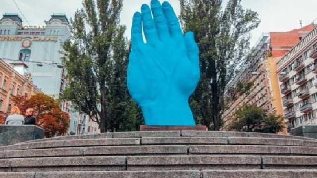 В Киеве сейчас время малограмотных коррупционеров и необразованных политиков