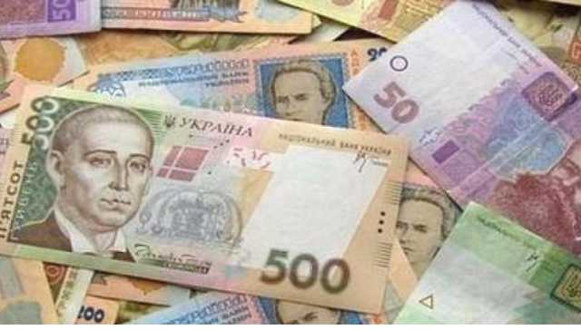 Гривну прижмет вес долгов: какого курса ждать в ближайшие месяцы