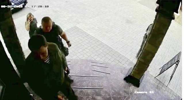 Появилось видео ликвидации Захарченко изнутри кафе «Сепар»