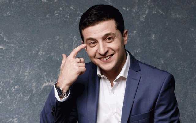 Флешмоб Зеленского против политиков набирает популярности