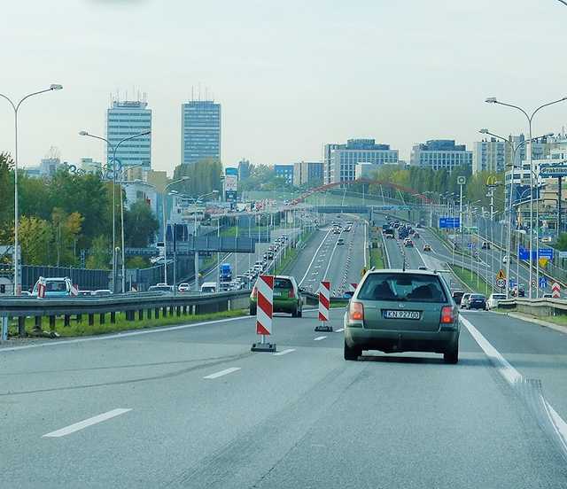 Нужно ли запрещать строительство скоростных трасс через города