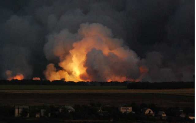 Вибухи на військових складах: як зупинити біг по полю з граблями