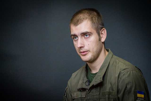 На фронте легче, а здесь с врагами очень тяжело - "киборг"