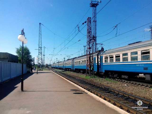 В Харьковской области поезд насмерть сбил мужчину