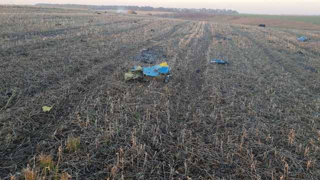 Все, что осталось от Су-27: появились фото обломков