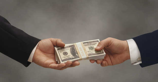 Забыл про миллионы: в Украине бывшего топ-чиновника обвинили в коррупции