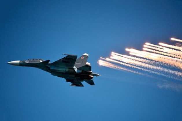 Китайский клон Су-33 сочли лучше российского истребителя