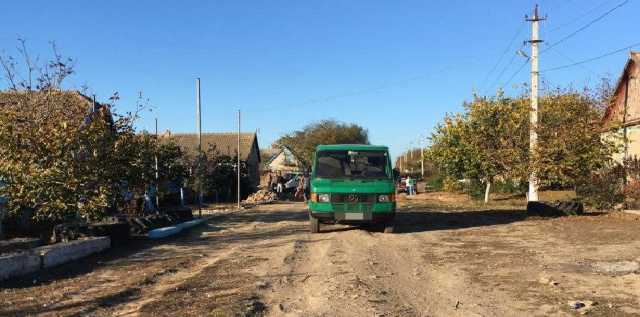 В Одесской области микроавтобус дважды переехал годовалого ребенка