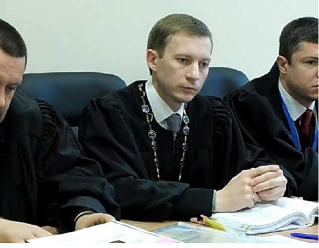 Суддя Костянтин Кобилянський: родинні зв’язки, шалені статки та елітна нерухомість