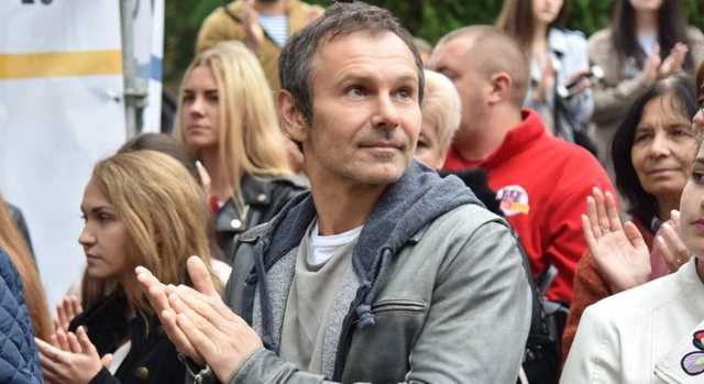 "Мы рады, что сделали Вакарчуку пиар": в харьковской юракадемии объяснили скандал с помещением