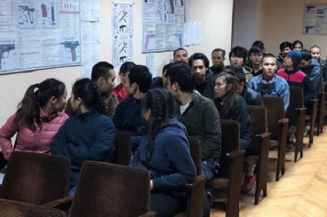 Освобождение вьетнамцев в Глевахе: полиция раскрыла подробности дела