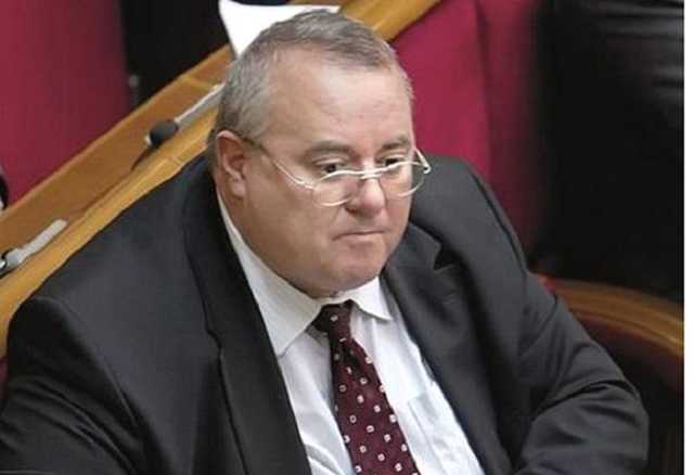 Шестеро подозреваемых в деле о хищении в «Ощадбанке» вышли под залог