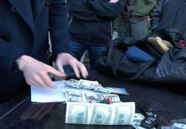 В хабарницькій справі суддів Голосіївського суду призначили підготовче засідання