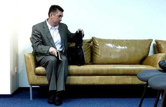 Суд скасував арешт автопарка екс-майора Мельниченка