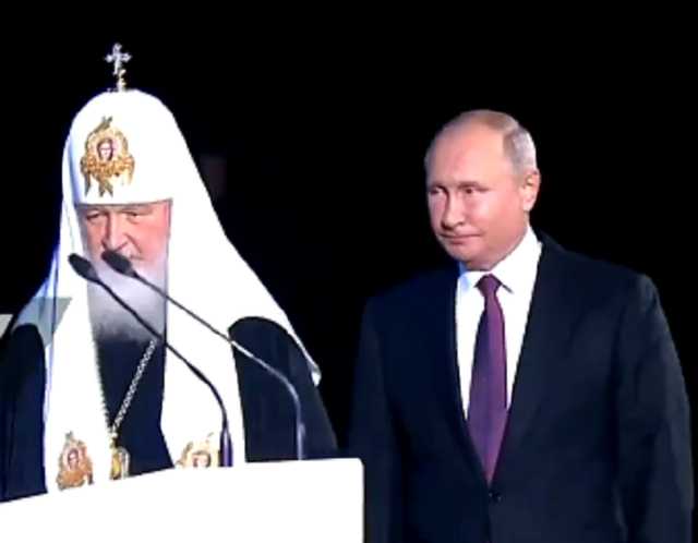 ’’Почему рука двигается?’’ Сеть озадачил новый ’’двойник’’ Путина