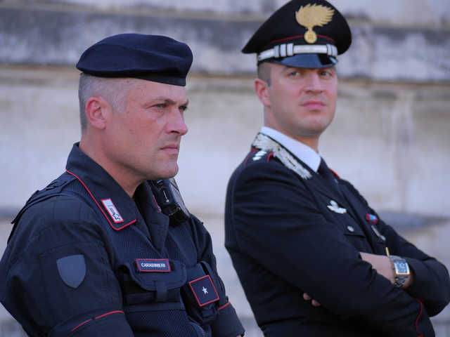 Украинцы в Риме избили людей и прославляли Муссолини