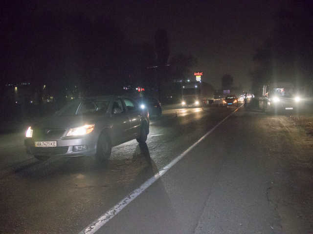 Пьяный водитель иномарки, сбивший пешехода в Киеве, бросался на журналистов