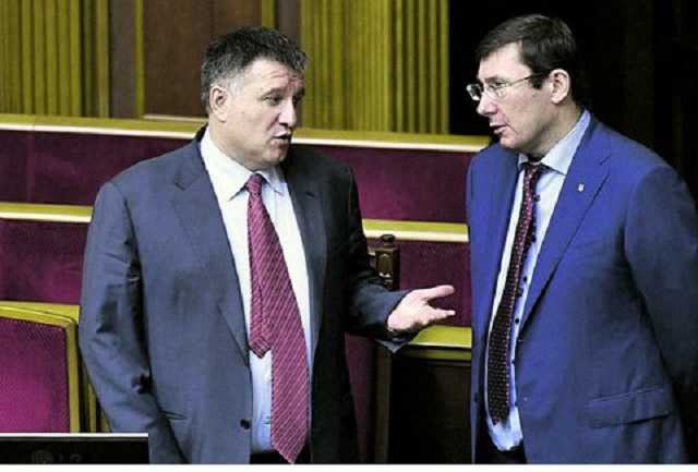 73 общественных организаций требуют отставки Луценко и Авакова