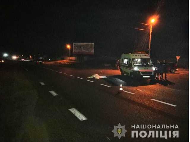 Под Харьковом водитель Lexus насмерть сбил двух пешеходов