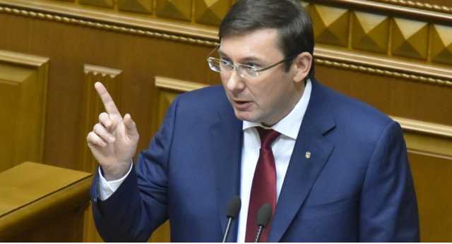 «В команде пауков явно паникуют»: зачем Луценко разыграл спектакль с отставкой