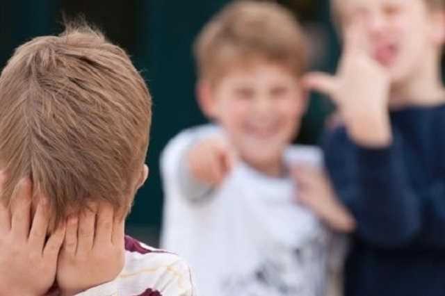 ’’Ваш сын рыг*ет’’: во Львове учитель полгода публично унижает ученика, родители в ярости