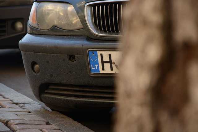 Мочанов о «бляхерах»: нельзя покупать краденное и нерастаможенное